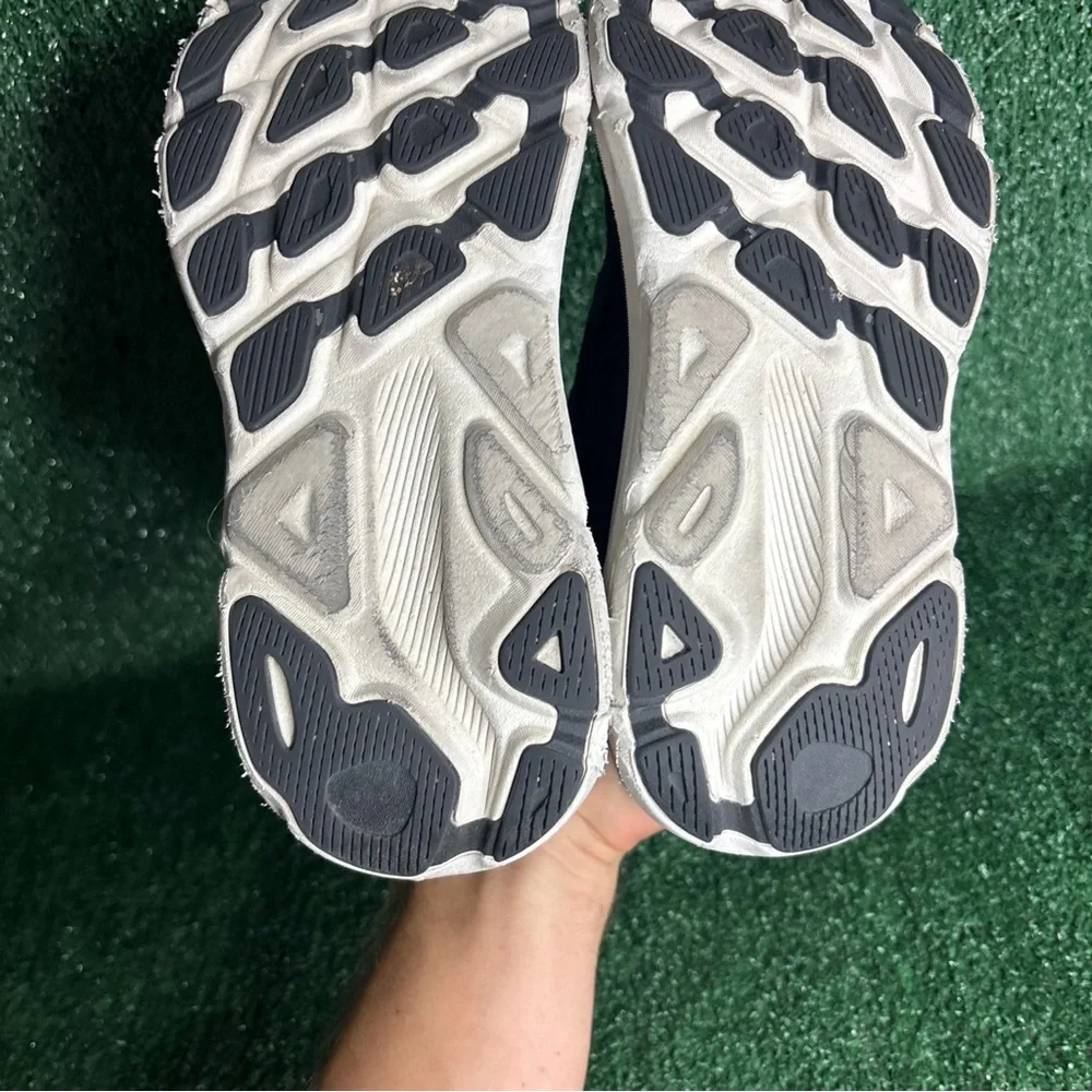 Hoka Clifton 9 Women’s Size 7.5 Shoes‎ Black White Sneakers